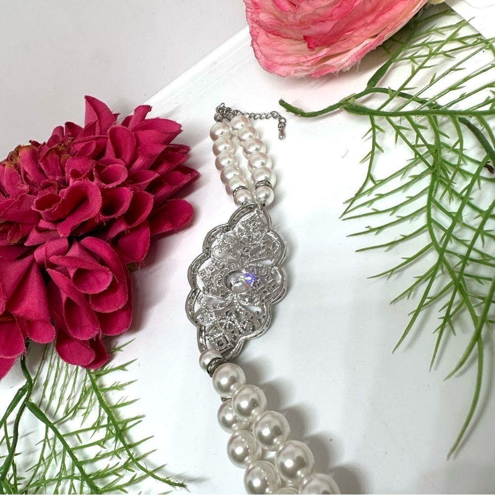 NEW⚜️Elegant Glass Pearl & Crystal Beaded Bracelet - Picture 6 of 8